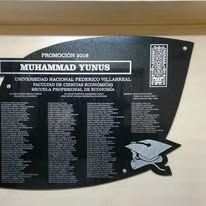 imagen de -PLACAS DE GRADUACIÓN DE UNIVERSIDADES con id 36517